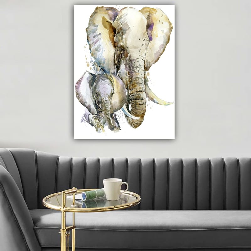 Canvastavla 70x100 cm - Målningen föreställer en stor och en liten elefant i en mjuk och färgstark akvarellstil - Grå / Beige / Lila - Inredning - Tavlor & posters - Canvastavla