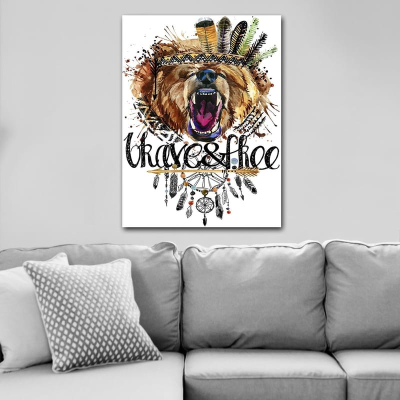 Canvastavla 70x100 cm - Majestätisk björnhuvud med en färgglad fjäderkrans och dekorativa detaljer, Brun / Svart / Orange