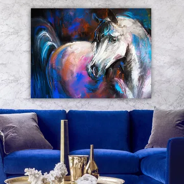 Canvastavla 70x100 cm - Majestätisk vit häst med färgglada detaljer i bakgrunden - Vit / Blå / Rosa - Inredning - Tavlor & posters - Canvastavla