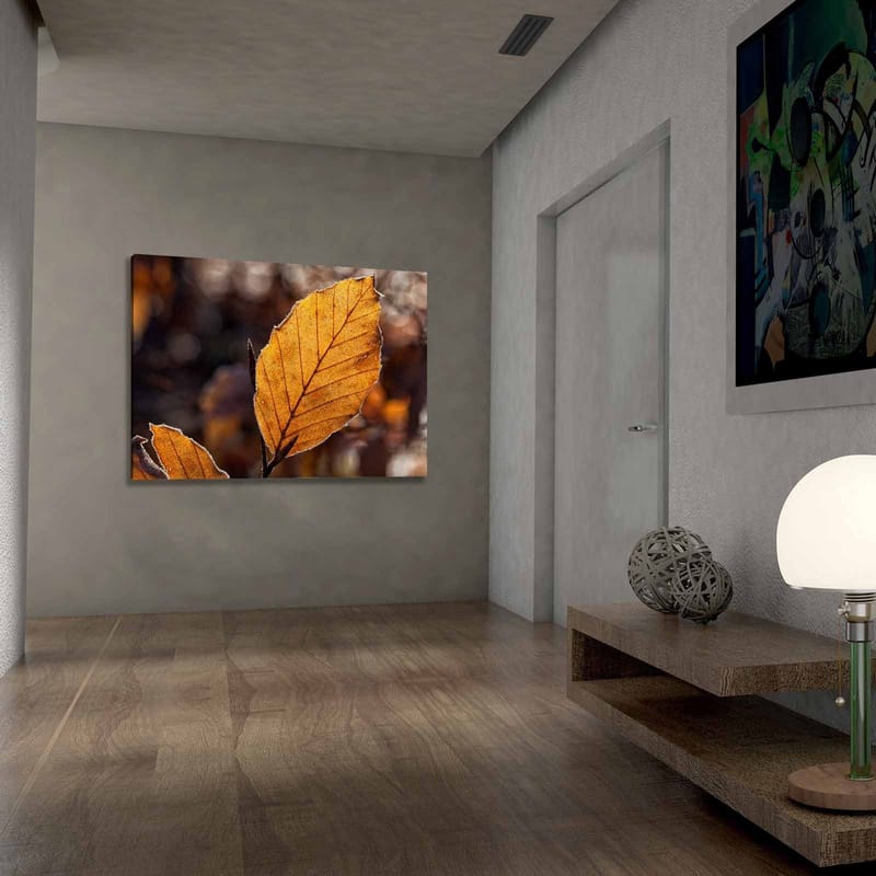 Canvastavla 70x100 cm - Närbild av ett gyllene höstlöv med detaljerade ådringar - Guldorange / Brun - Inredning - Tavlor & posters - Canvastavla