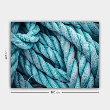 Canvastavla 70x100 cm - Närbild av sammanflätade rep som skapar en dynamisk och texturerad komposition - Turkos / Ljusblå - Inredning - Tavlor & posters - Canvastavla