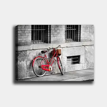 Canvastavla 70x100 cm - Röd cykel lutad mot en grå vägg i en urban miljö - Röd / Grå - Inredning - Tavlor & posters - Canvastavla