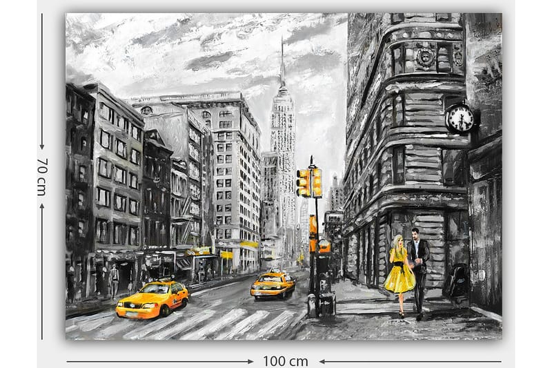 Canvastavla 70x100 cm - Romantisk scen av ett par som promenerar på en livlig gata i New York, omgiven av klassiska byggnader och gula taxibilar - Gult / Svart / Grått - Inredning - Tavlor & posters - Canvastavla