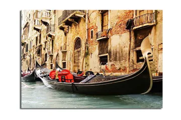 Canvastavla 70x100 cm - Romantisk scen med gondoler som glider fram i en venetiansk kanal - Svart / Röd / Beige - Inredning - Tavlor & posters - Canvastavla