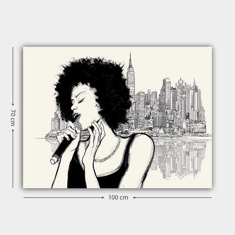 Canvastavla 70x100 cm - Sångerska med afrohår som framträder framför en stadssilhuett - Svart / Beige - Inredning - Tavlor & posters - Canvastavla