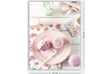 Canvastavla 70x100 cm - Söt dukning med cupcakes på en rosa tallrik - Rosa / Vit / Ljusgrön - Inredning - Tavlor & posters - Canvastavla