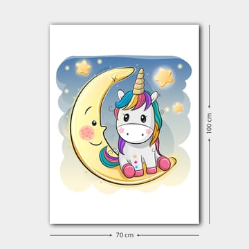 Canvastavla 70x100 cm - Söt enhörning som sitter på en måne med stjärnor i bakgrunden - Gul / Rosa / Blå - Inredning - Tavlor & posters - Canvastavla