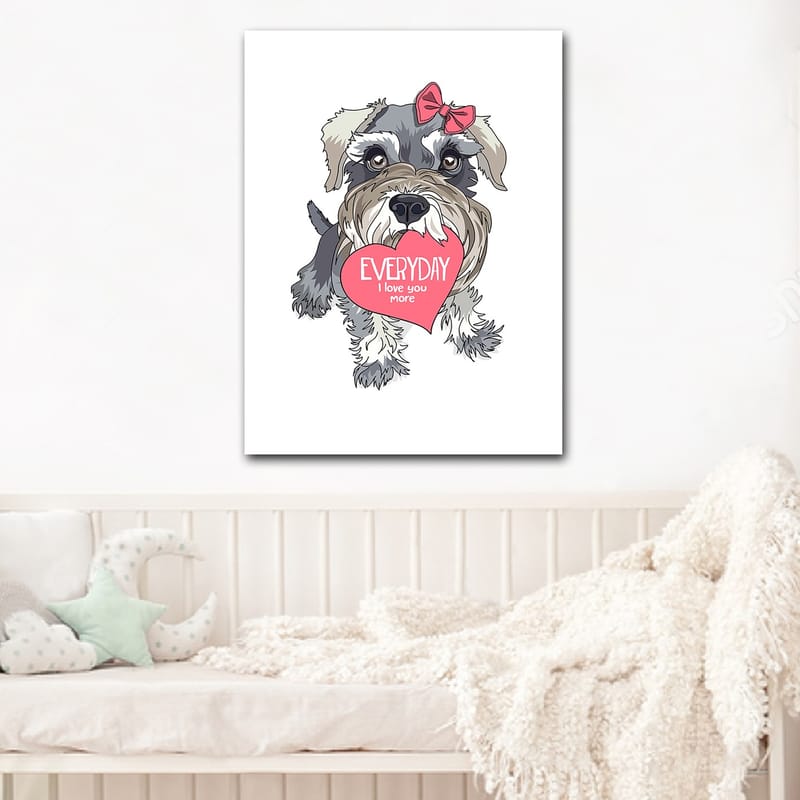 Canvastavla 70x100 cm - Söt hund som håller ett hjärta med texten EVERYDAY I love you more - Grå / Rosa / Vit - Inredning - Tavlor & posters - Canvastavla