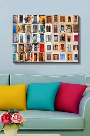 Canvastavla 70x100 cm - Samling av färgglada dörrar och fönster från olika byggnader som skapar en livfull och varierad komposition - Blå / Röd / Brun - Inredning - Tavlor & posters - Canvastavla