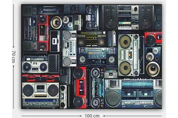 Canvastavla 70x100 cm - Samling av retro ljudsystem och kassettspelare i olika storlekar och former - Röd / Svart / Grå - Inredning - Tavlor & posters - Canvastavla