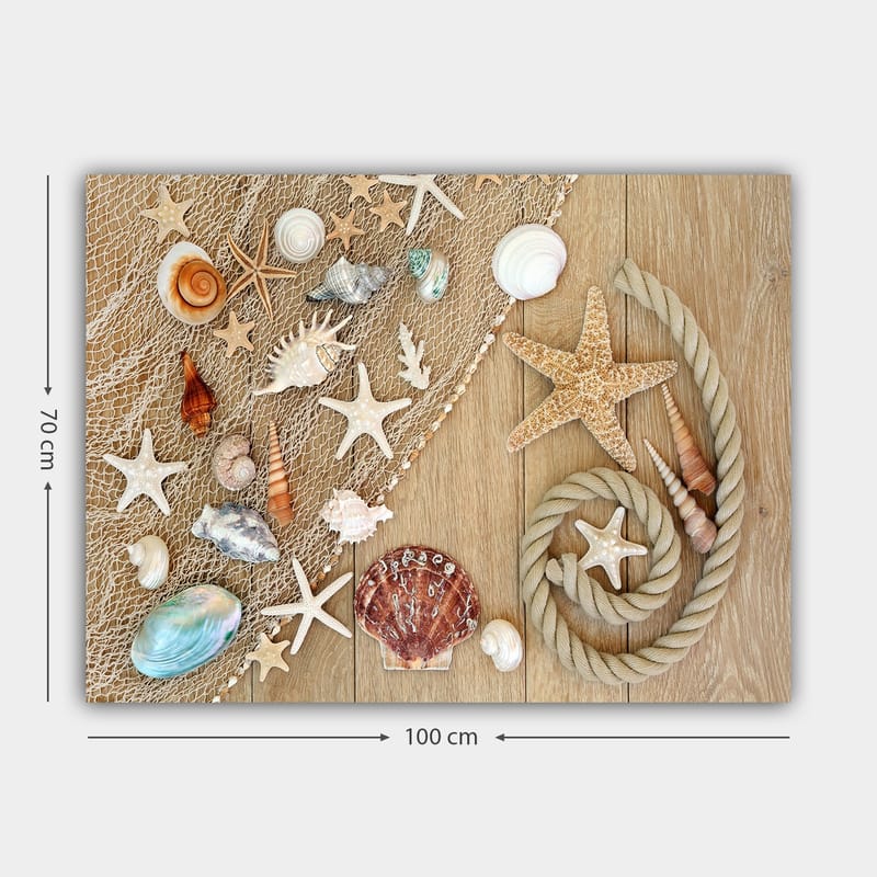 Canvastavla 70x100 cm - Samling av snäckor och sjöstjärnor på en träyta - Beige / Vit / Brun - Inredning - Tavlor & posters - Canvastavla
