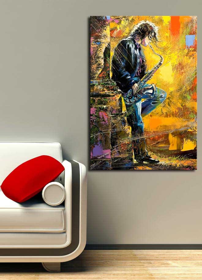 Canvastavla 70x100 cm - Saxofonist som spelar med passion i en färgsprakande miljö - Gult / Blått / Svart - Inredning - Tavlor & posters - Canvastavla