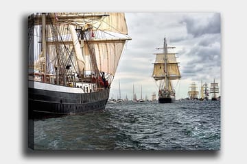 Canvastavla 70x100 cm - Segelbåtar som navigerar genom ett livligt hav - Mörkblå / Vit / Beige - Inredning - Tavlor & posters - Canvastavla