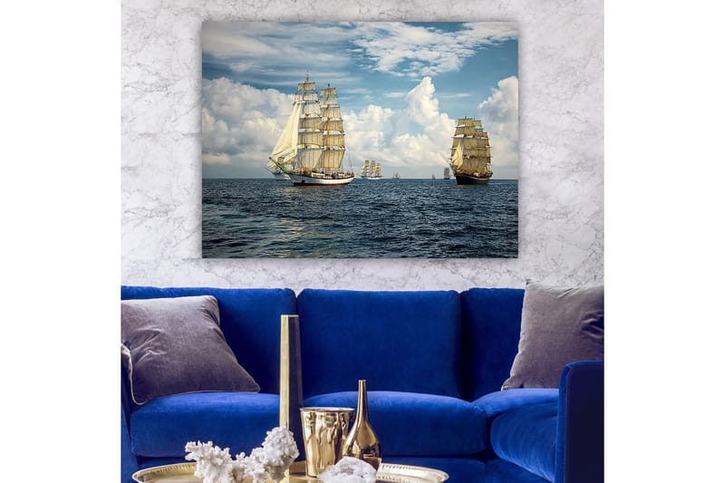 Canvastavla 70x100 cm - Segelbåtar som navigerar på ett öppet hav under en klar himmel - Blå / Vit / Beige - Inredning - Tavlor & posters - Canvastavla