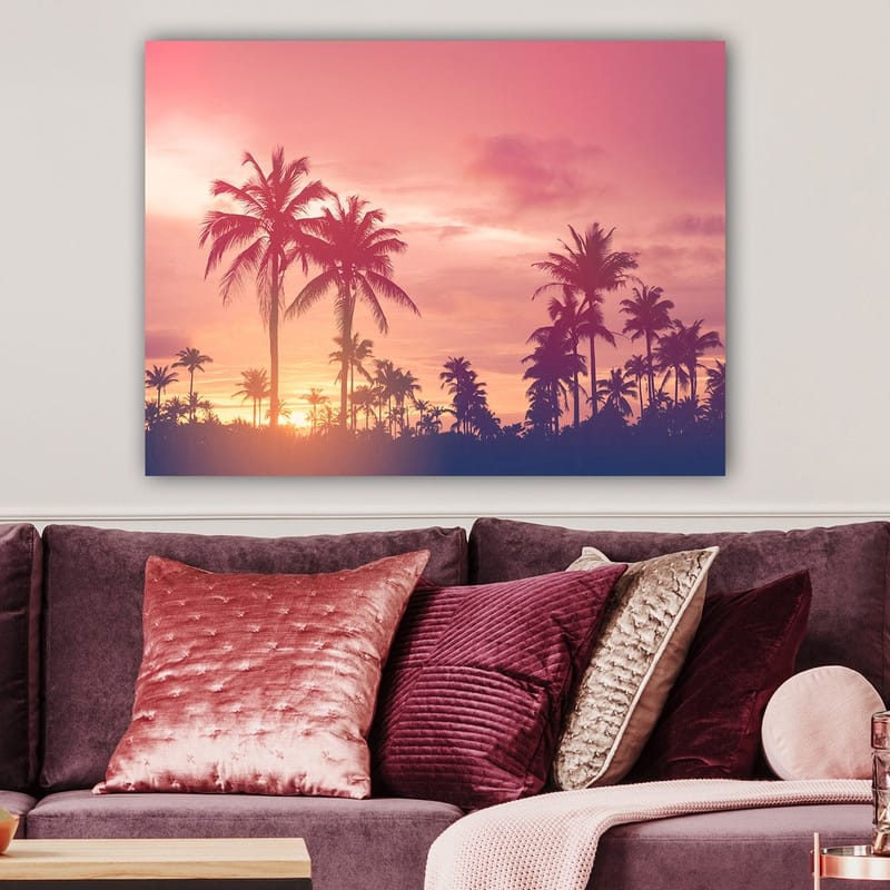 Canvastavla 70x100 cm - Siluetter av palmer mot en färgsprakande solnedgång - Rosa / Lila / Svart - Inredning - Tavlor & posters - Canvastavla