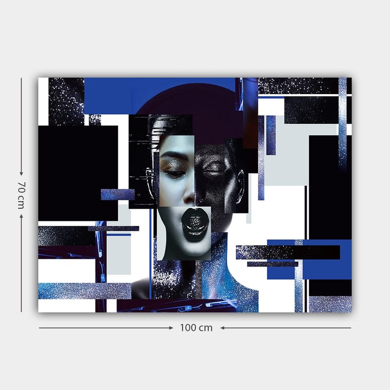 Canvastavla 70x100 cm - Stiliserad ansiktsbild med geometriska former och kontrasterande färger som skapar en modern och futuristisk känsla - Mörkblå / Svart / Vit - Inredning - Tavlor & posters - Canvastavla