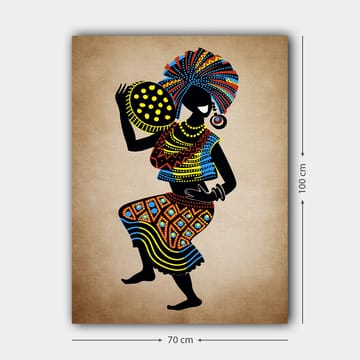 Canvastavla 70x100 cm - Stiliserad kvinna i traditionell klädsel som bär en stor huvudbonad och en skål med prickar - Svart / Blå / Orange - Inredning - Tavlor & posters - Canvastavla