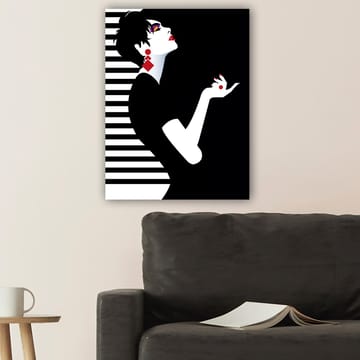 Canvastavla 70x100 cm - Stiliserad kvinna med en elegant hållning och dramatiska smycken - Svart / Vit / Röd - Inredning - Tavlor & posters - Canvastavla