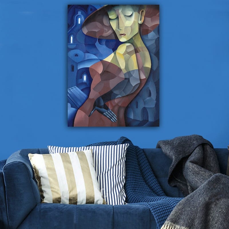 Canvastavla 70x100 cm - Stiliserad kvinna med en stor hatt som framhäver hennes eleganta silhuett - Mörkblå / Röd / Grön - Inredning - Tavlor & posters - Canvastavla