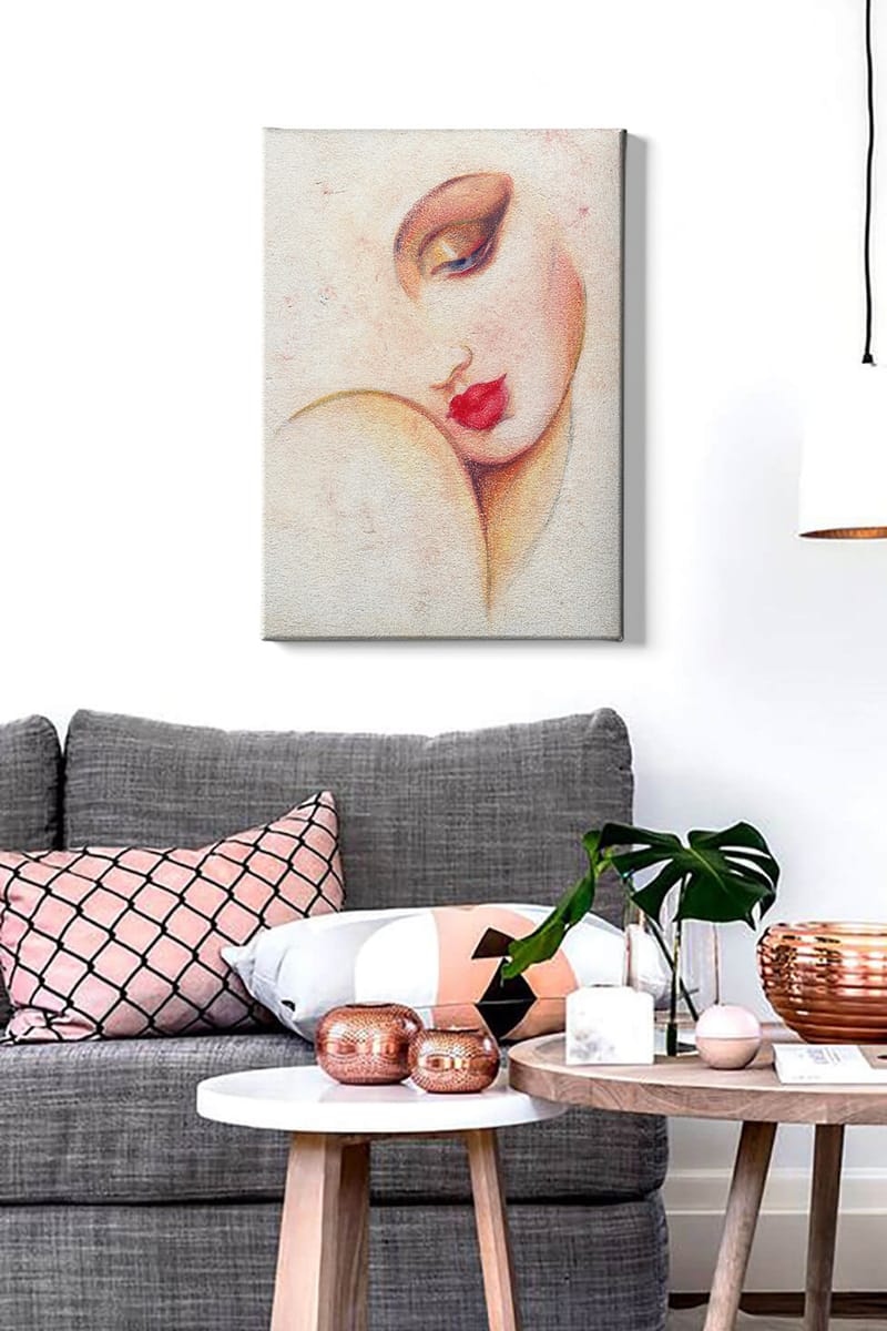 Canvastavla 70x100 cm - Stiliserad kvinnoansikte med framträdande läppar och ögon - Röd / Beige / Brun - Inredning - Tavlor & posters - Canvastavla