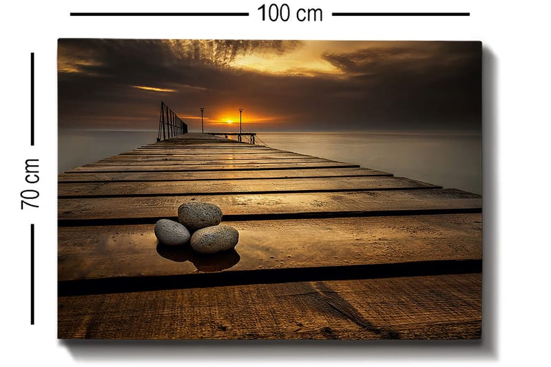 Canvastavla 70x100 cm - Stilla brygga vid solnedgången med stenar i förgrunden - Guld / Brunt / Grått - Inredning - Tavlor & posters - Canvastavla