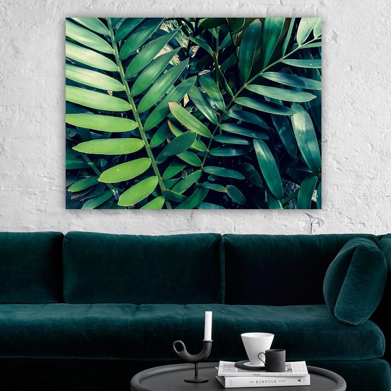 Canvastavla 70x100 cm - Tätt sammanvävda gröna växtblad som skapar en frodig och livfull känsla - Mörkgrön / Ljusgrön - Inredning - Tavlor & posters - Canvastavla
