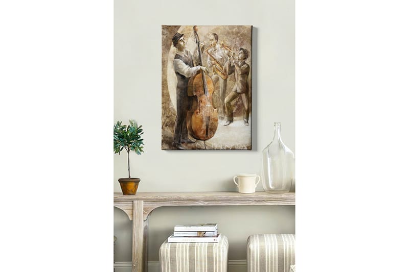 Canvastavla 70x100 cm - Tre musiker som spelar jazz, med en kontrabas i fokus - Brun / Beige / Vit - Inredning - Tavlor & posters - Canvastavla