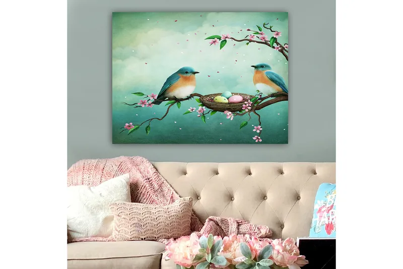 Canvastavla 70x100 cm - Två fåglar sitter på en gren bredvid ett bo med ägg, omgivna av blommor - Turkos / Aprikos / Rosa - Inredning - Tavlor & posters - Canvastavla