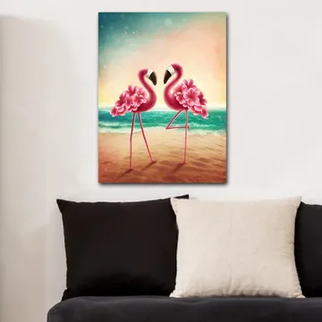 Canvastavla 70x100 cm - Två flamingos med blommor som står på en strand vid havet - Rosa / Turkos / Beige - Inredning - Tavlor & posters - Canvastavla