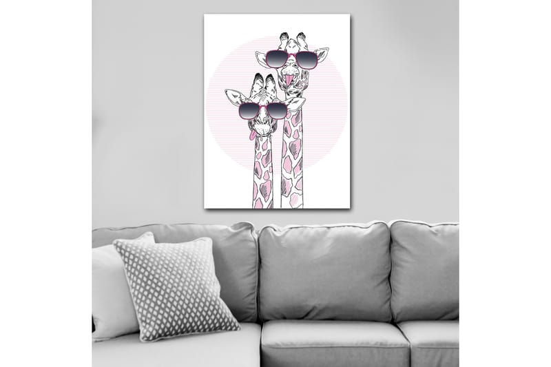 Canvastavla 70x100 cm - Två giraffer med solglasögon som visar en lekfull och modern stil - Rosa / Svart / Vit - Inredning - Tavlor & posters - Canvastavla