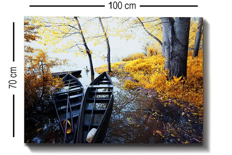 Canvastavla 70x100 cm - Två svarta båtar vid en gyllene höstlandskap med träd och spegelbild i vattnet - Svart / Gyllene / Blå - Inredning - Tavlor & posters - Canvastavla