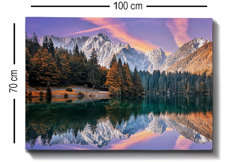 Canvastavla 70x100 cm - Vacker bergslandskap med spegelbild i en sjö och färgglada höstträd - Grön / Orange / Lila - Inredning - Tavlor & posters - Canvastavla