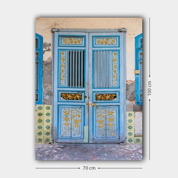 Canvastavla 70x100 cm - Vacker blå dörr med detaljer i guld och dekorativa mönster - Blå / Guld - Inredning - Tavlor & posters - Canvastavla