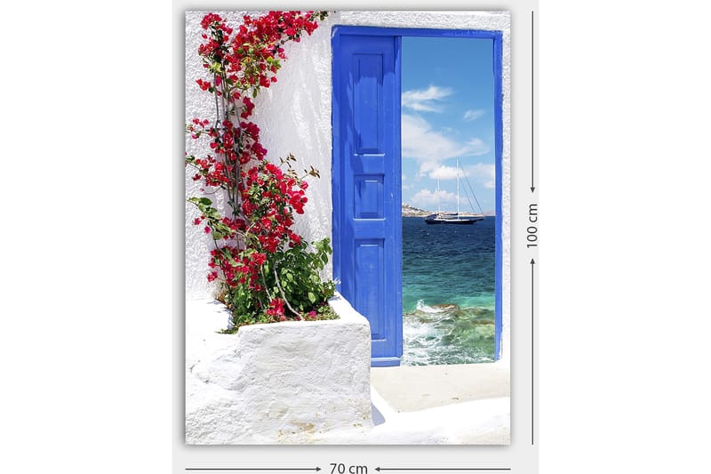 Canvastavla 70x100 cm - Vacker blå dörr omgiven av blommor i rött som leder ut mot en havsutsikt - Blå / Röd / Grön - Inredning - Tavlor & posters - Canvastavla