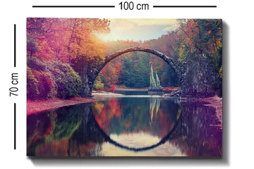 Canvastavla 70x100 cm - Vacker bro som speglas i en stilla sjö omgiven av färgglada höstträd - Röd / Grön / Orange - Inredning - Tavlor & posters - Canvastavla