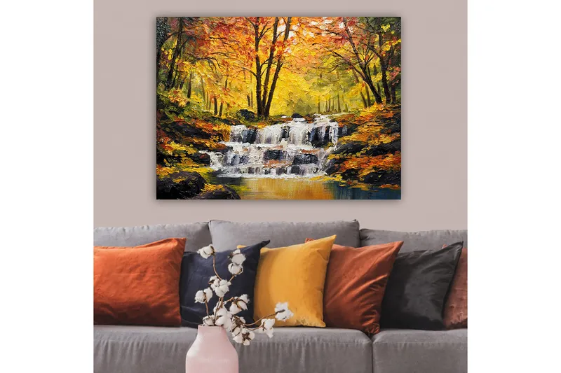 Canvastavla 70x100 cm - Vacker höstscen med ett porlande vattenfall omgiven av färgglada träd i gult och orange - Gult / Orange / Brunt - Inredning - Tavlor & posters - Canvastavla