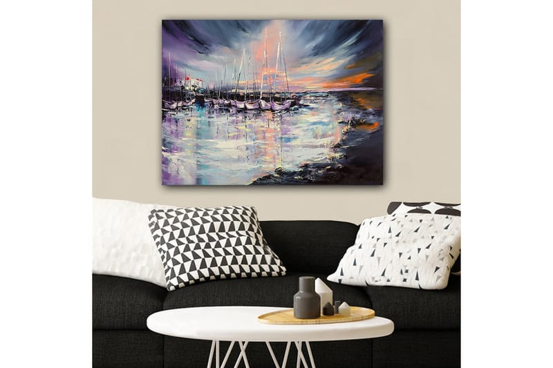 Canvastavla 70x100 cm - Vacker hamn med segelbåtar som reflekteras i vattnet under en färgsprakande solnedgång - Lila / Blå / Orange - Inredning - Tavlor & posters - Canvastavla