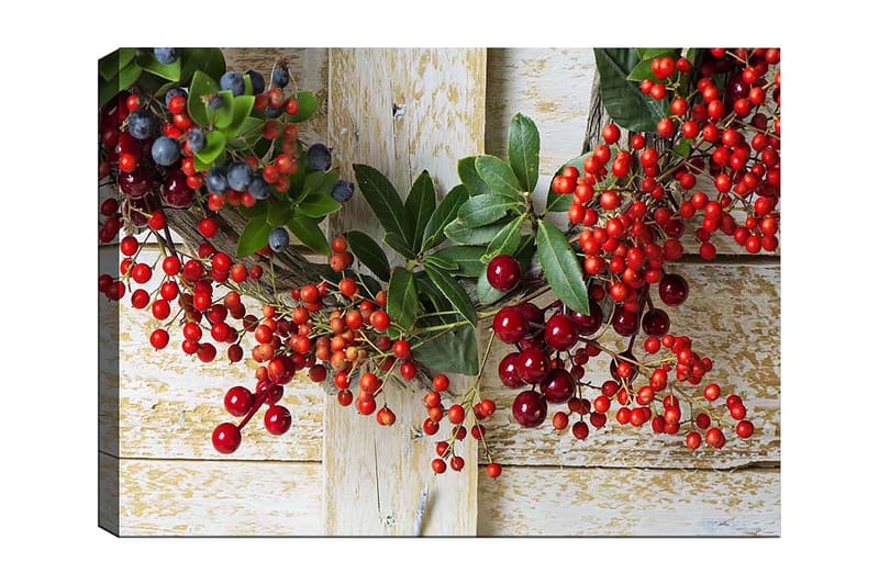 Canvastavla 70x100 cm - Vacker krans av bär och gröna blad som skapar en festlig atmosfär - Röd / Grön / Blå - Inredning - Tavlor & posters - Canvastavla