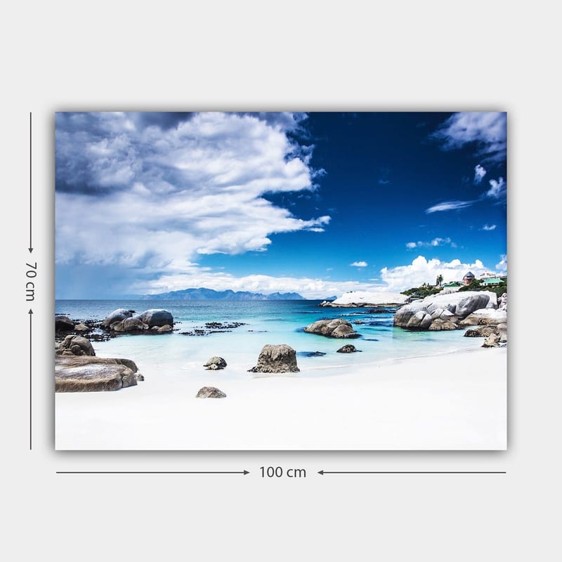 Canvastavla 70x100 cm - Vacker kustlandskap med klippor och klart blått vatten under en dramatisk himmel - Blå / Vit / Grå - Inredning - Tavlor & posters - Canvastavla