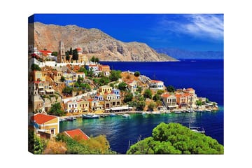 Canvastavla 70x100 cm - Vacker kuststad med färgglada hus vid havet och omgivande berg - Blå / Grön / Orange - Inredning - Tavlor & posters - Canvastavla