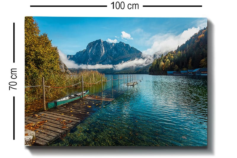 Canvastavla 70x100 cm - Vacker sjö med en brygga, omgiven av majestätiska berg och höstfärgade träd - Blå / Grön / Gul - Inredning - Tavlor & posters - Canvastavla
