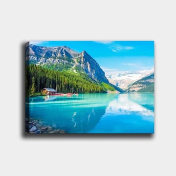 Canvastavla 70x100 cm - Vacker sjö omgiven av majestätiska berg och tät grönska - Turkos / Grön / Blå - Inredning - Tavlor & posters - Canvastavla