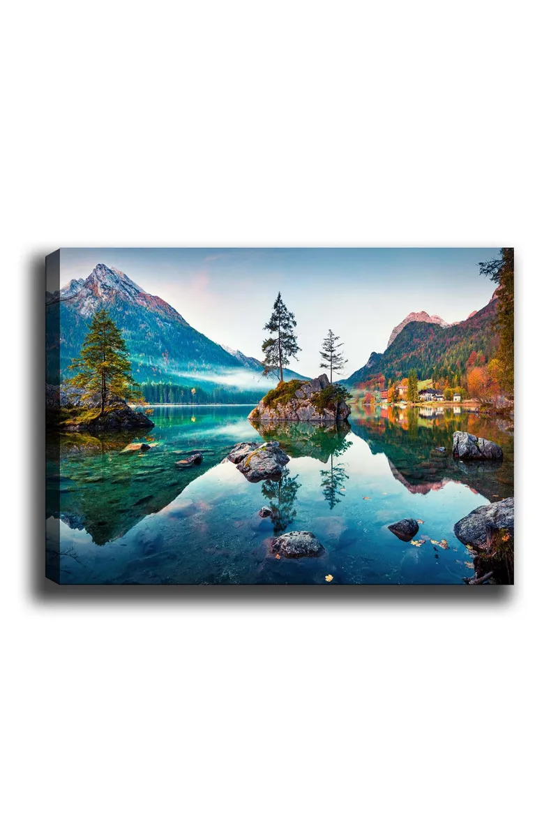 Canvastavla 70x100 cm - Vacker sjölandskap med berg och träd som speglas i det stilla vattnet - Grön / Blå / Brun - Inredning - Tavlor & posters - Canvastavla