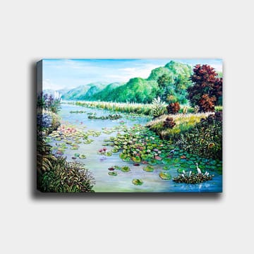 Canvastavla 70x100 cm - Vacker sjöscen med näckrosor och omgivande grönska - Grön / Blå / Rosa - Inredning - Tavlor & posters - Canvastavla