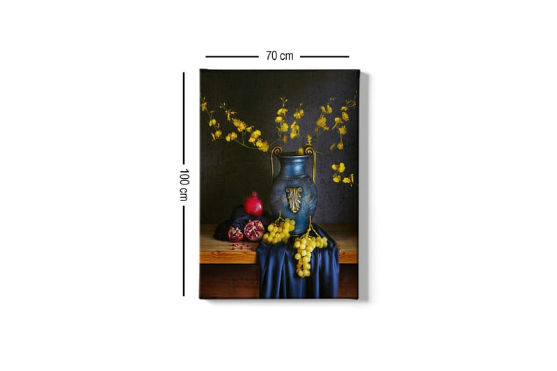 Canvastavla 70x100 cm - Vacker stilleben med en blå vas fylld med gula blommor och frukter som granatäpple och druvor - Blå / Gul / Röd - Inredning - Tavlor & posters - Canvastavla
