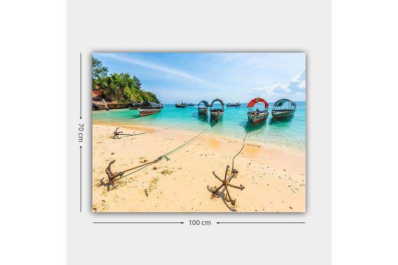 Canvastavla 70x100 cm - Vacker strandscen med flera färgglada båtar som ligger förtöjda vid en sandstrand - Turkos / Beige / Röd - Inredning - Tavlor & posters - Canvastavla