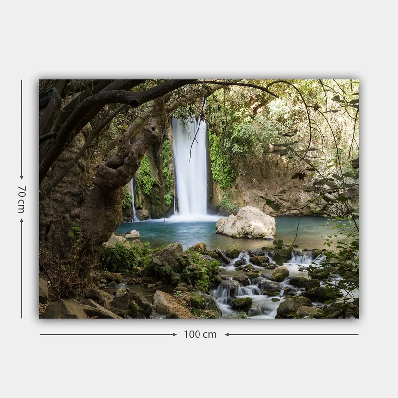 Canvastavla 70x100 cm - Vacker vattenfall omgiven av grönskande vegetation och klippor - Grön / Blå / Beige - Inredning - Tavlor & posters - Canvastavla