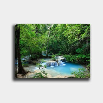 Canvastavla 70x100 cm - Vacker vattenfallsscen omgiven av frodig grönska - Grön / Blå / Beige - Inredning - Tavlor & posters - Canvastavla