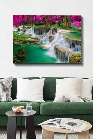 Canvastavla 70x100 cm - Vacker vattenfallsscen omgiven av frodig grönska och rosa blommor - Turkos / Rosa / Grön - Inredning - Tavlor & posters - Canvastavla