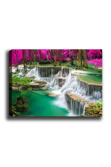 Canvastavla 70x100 cm - Vacker vattenfallsscen omgiven av frodig grönska och rosa blommor - Turkos / Rosa / Grön - Inredning - Tavlor & posters - Canvastavla